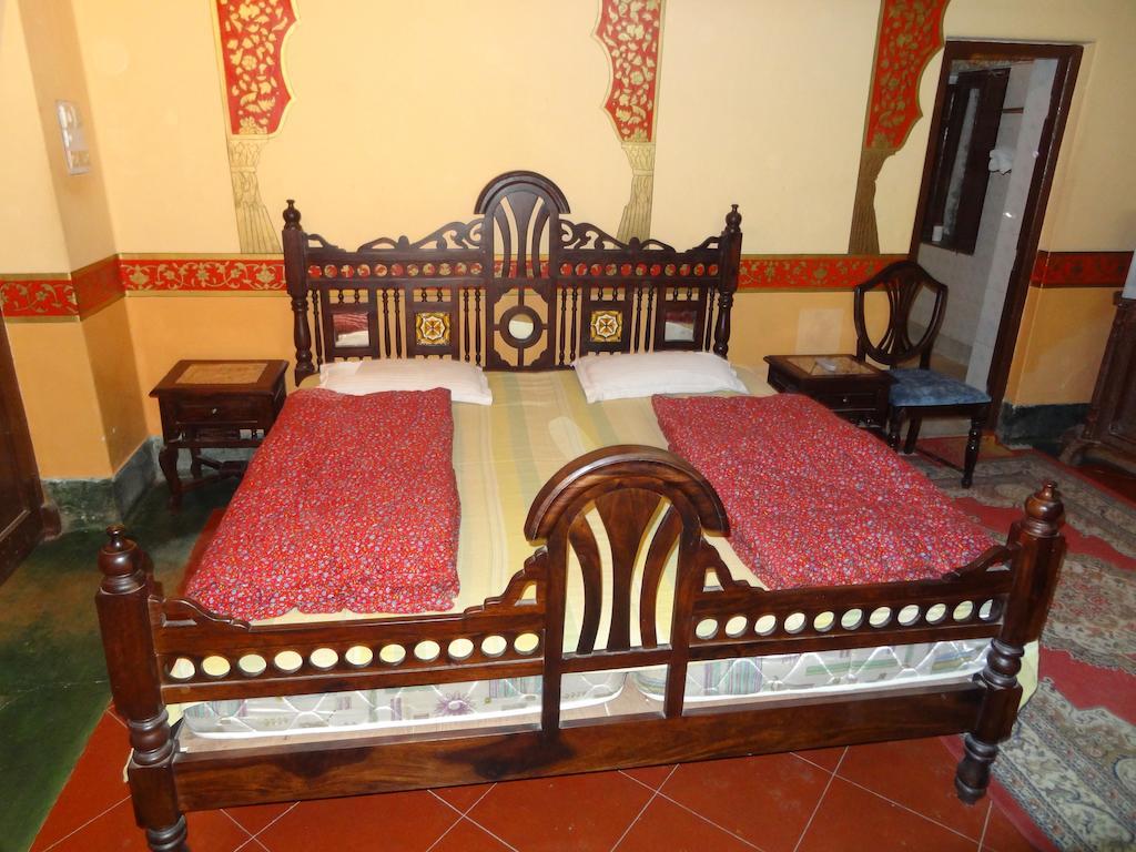 Chandra Niwas Guest House Bikaner Oda fotoğraf